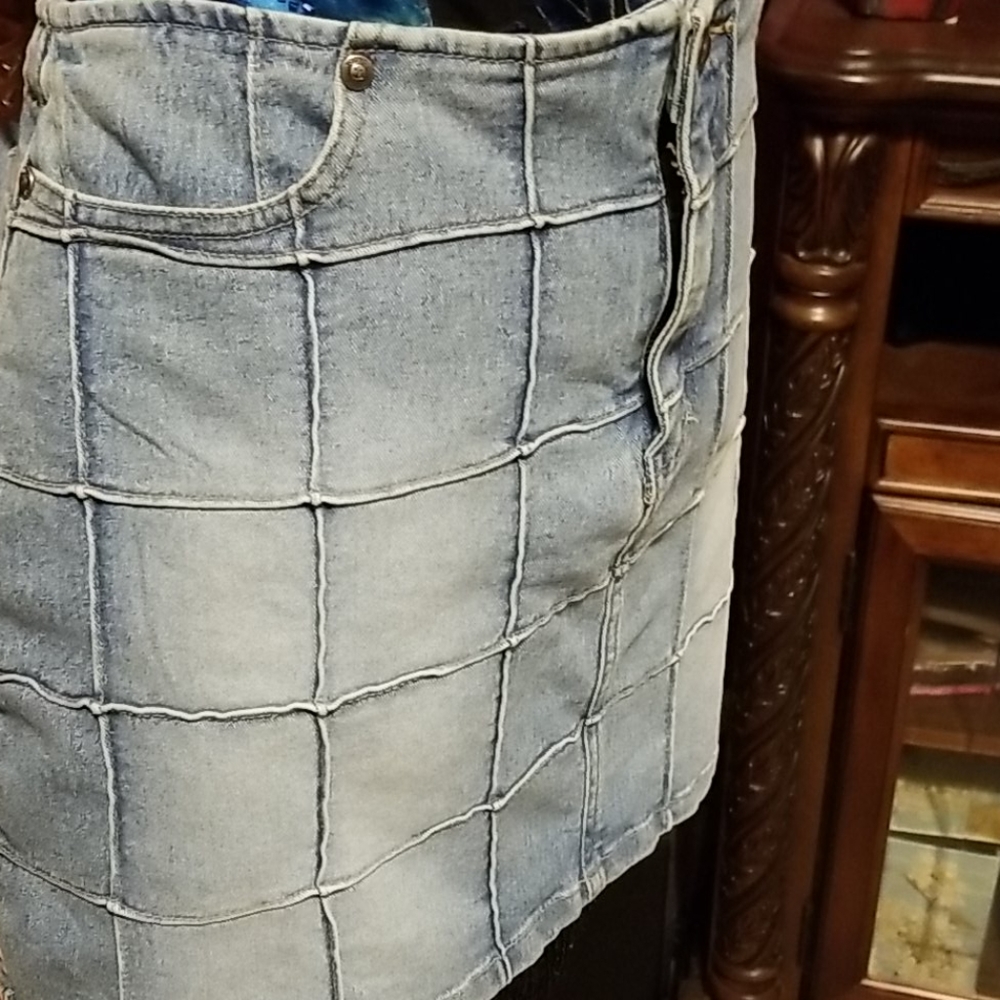 Denim mini - Picture 2 of 4